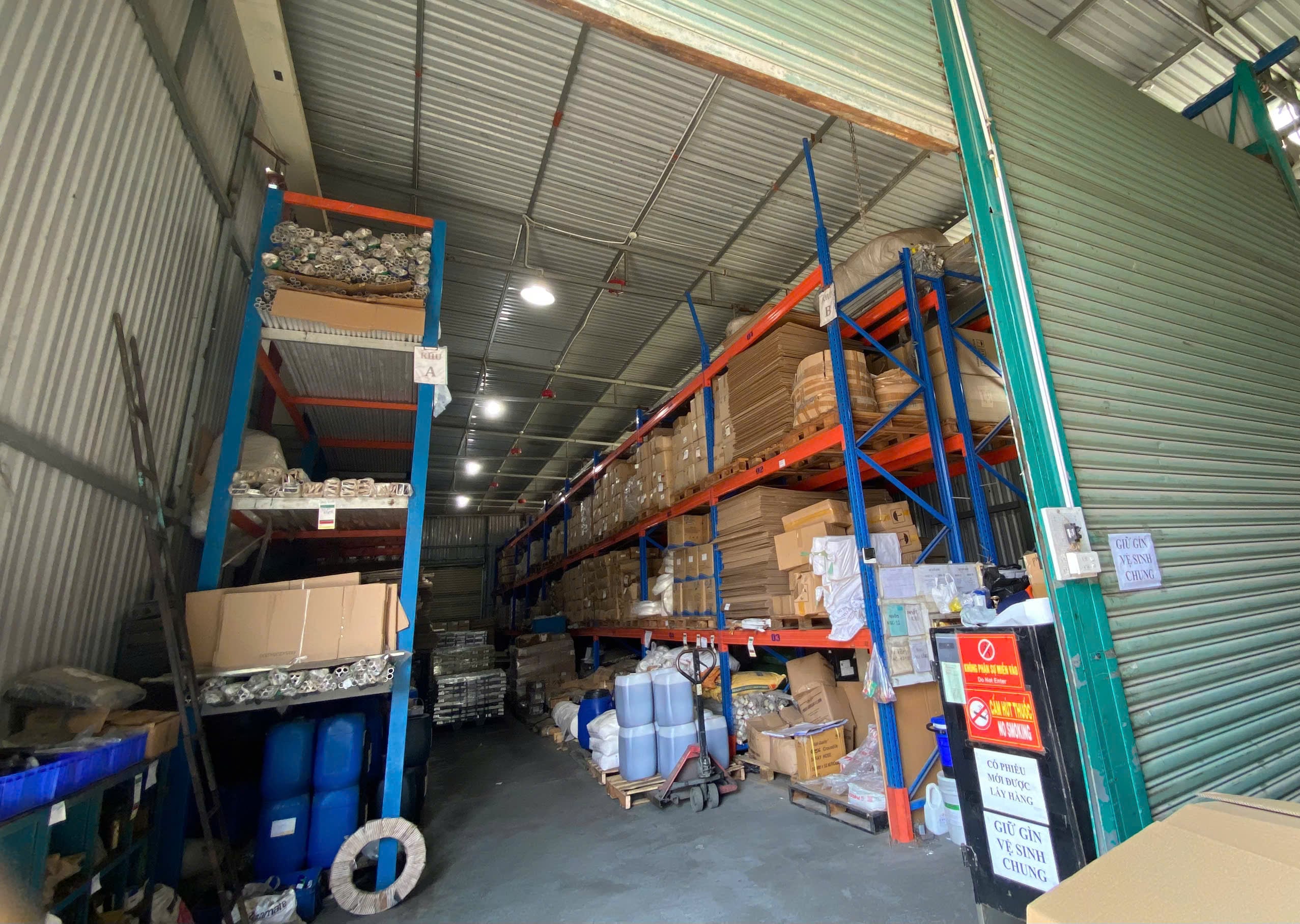 Warehouse Area 2 at Ontops Industry Company Limited